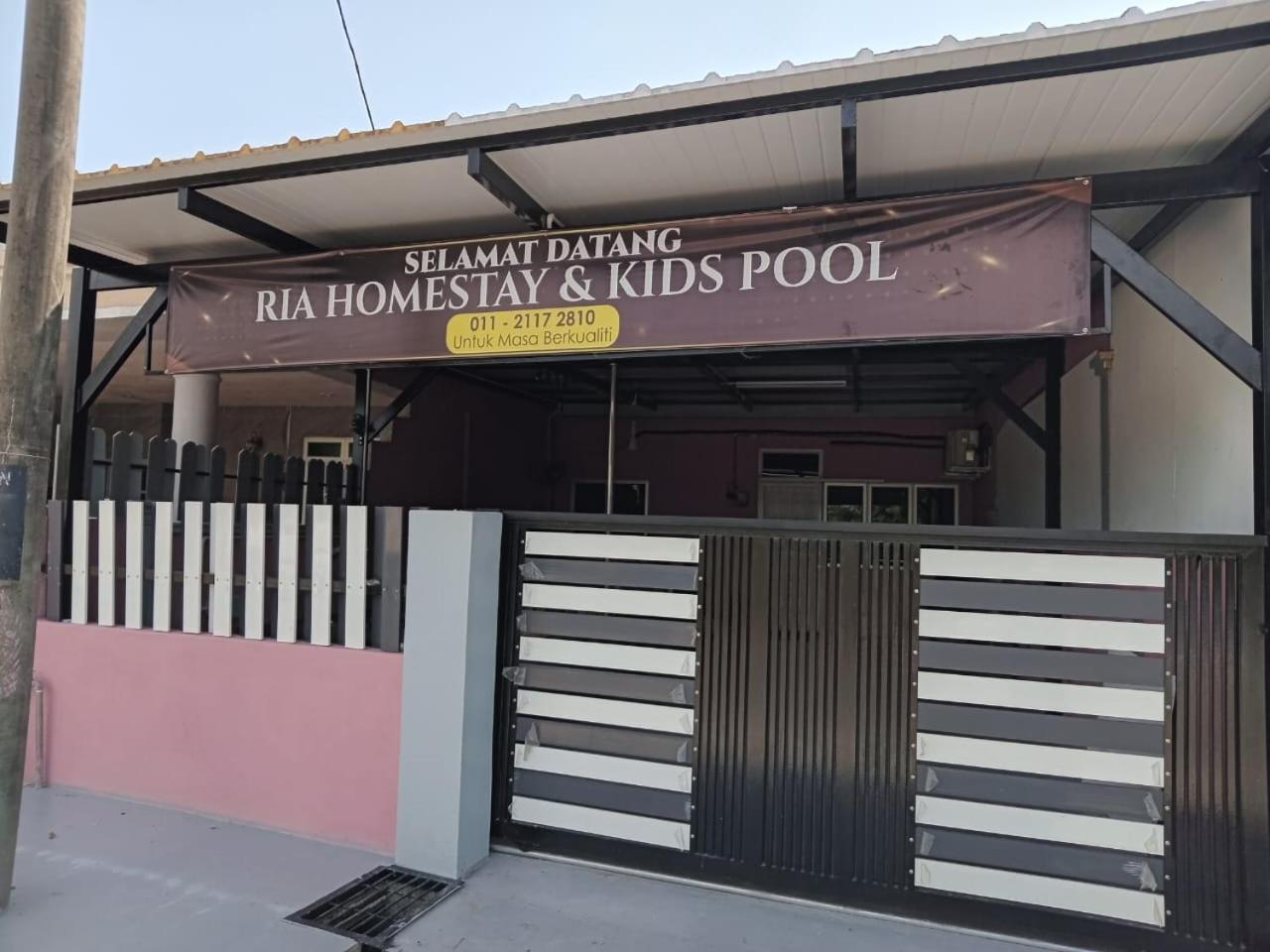 אלור סטאר Ria Homestay & Kolam מראה חיצוני תמונה