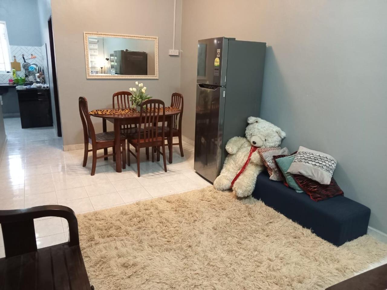 אלור סטאר Ria Homestay & Kolam מראה חיצוני תמונה
