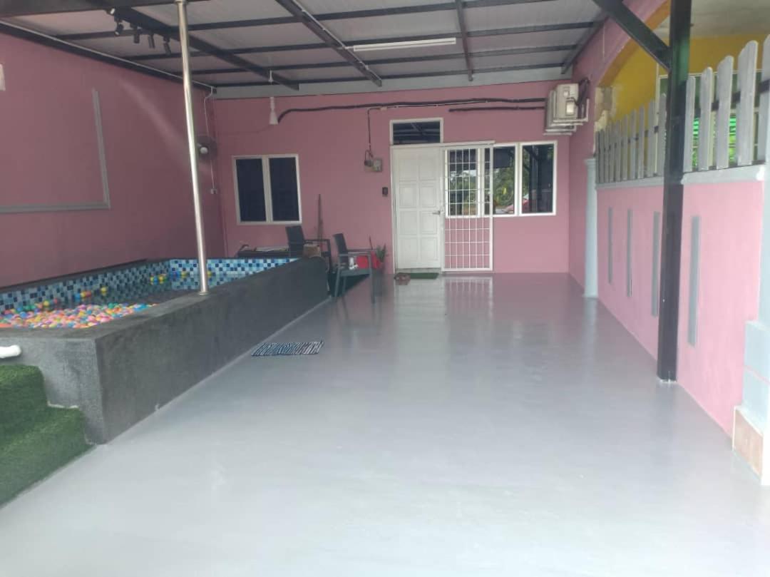 אלור סטאר Ria Homestay & Kolam מראה חיצוני תמונה
